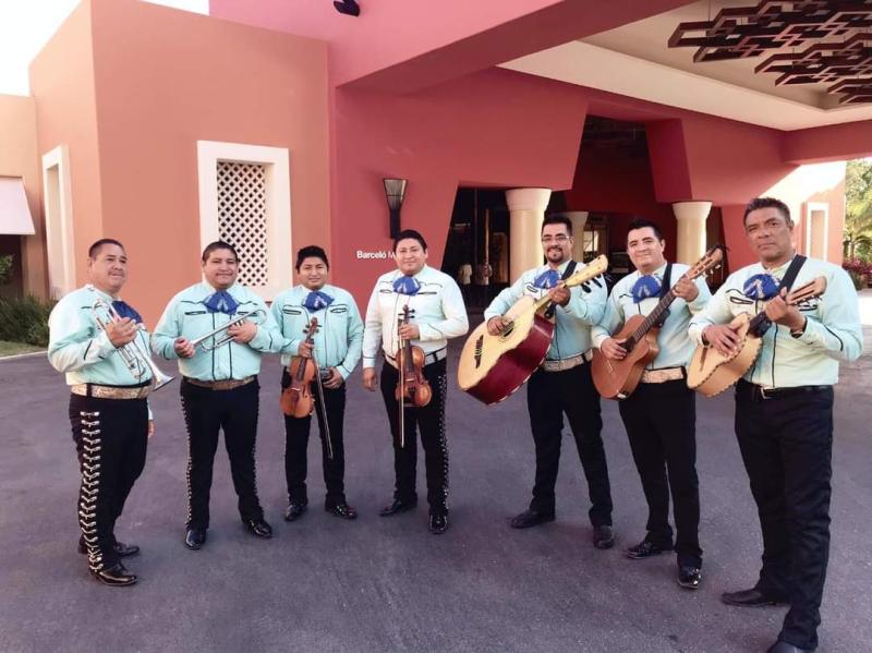 Mariachi en Playa del Carmen - Mariachi Diamante Riviera